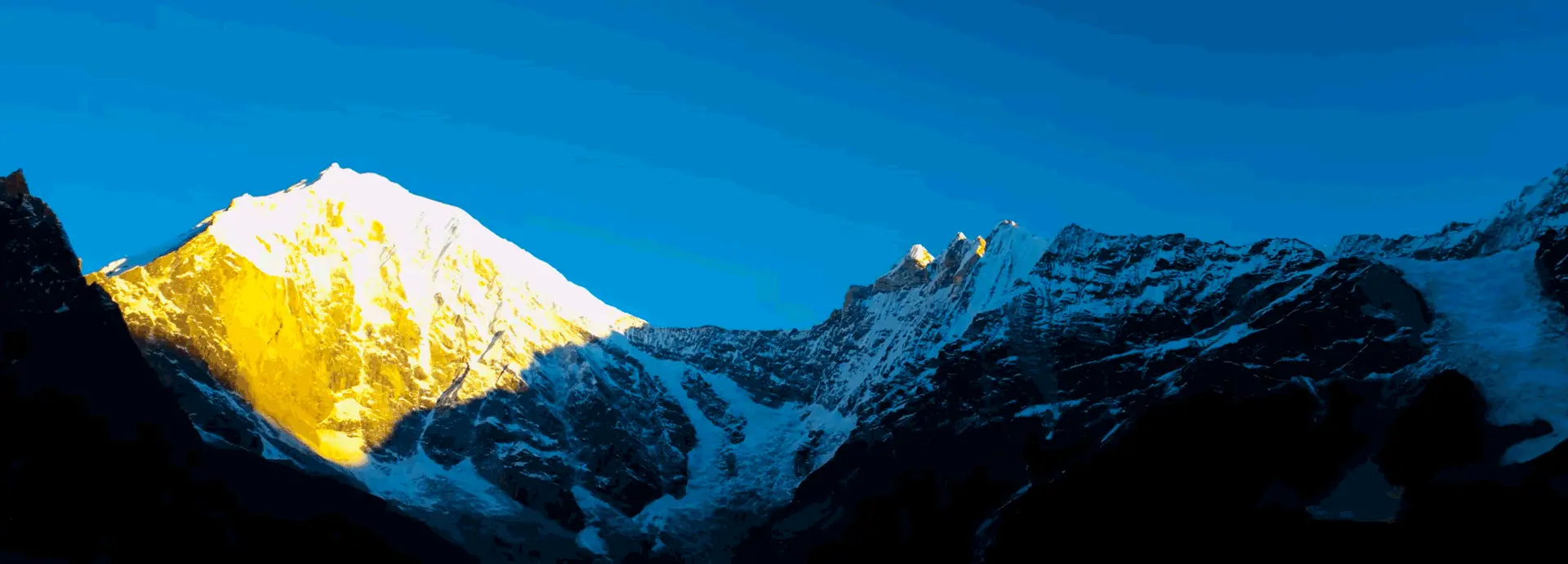 EBC Pour itinéraire via Lac Gokyo et Gokyo Ri (sommet) EBC Pour itinéraire via Lac Gokyo et Gokyo Ri (sommet)